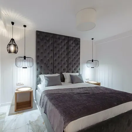 Pensionat Royal Luxury 4*